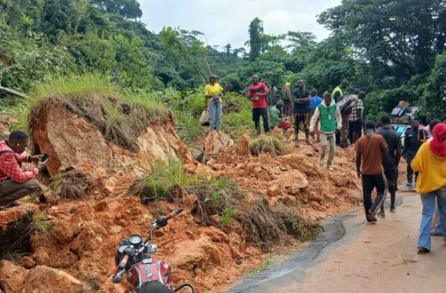 Éboulement sur la route nationale Macenta – N'Zérékoré, à Zobroma