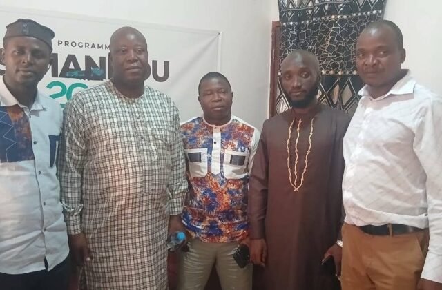 Visite de M. Sayon GUILAVOGUI, de Rio Tinto : la Commune réaffirme sa volonté de rassembler